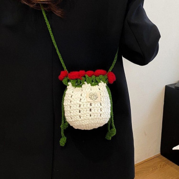 Hand-Knitted Rose Design Mini Bucket Bag Crocheted Flower Drawstring Bag Cute Crocheted Rose Bucket Bag