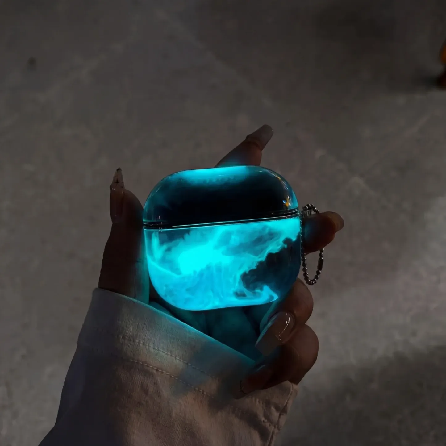 Custom Name Liquid Glitter AirPods Case Glow in the Dark Quicksand Sparkle Cute Protective Cover for AirPods 1 2 3 4 Shockproof