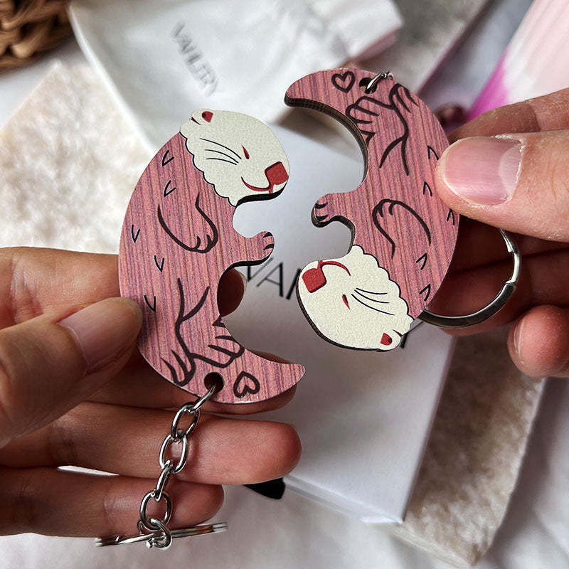 Custom Letter Cute Otter Puzzle Keychain & Couple Matching Animal Keyring Gift
