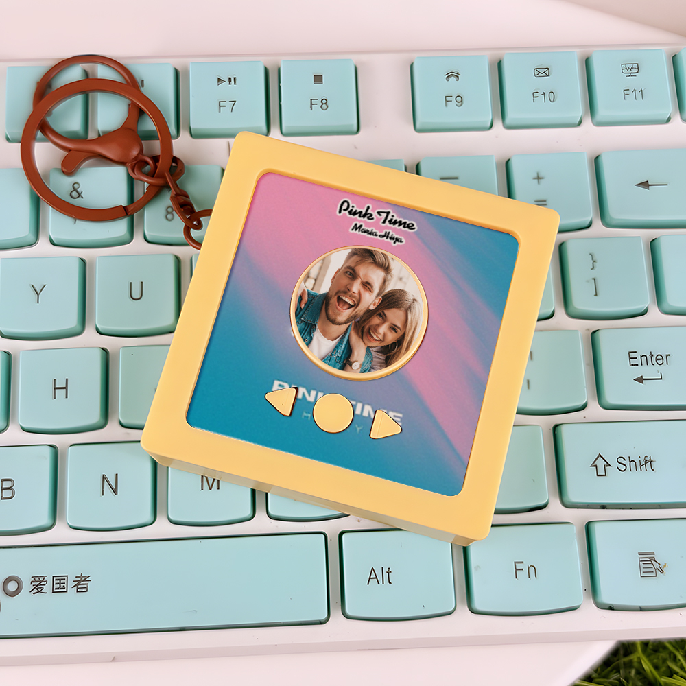 Personalized Photo Music Album Keychain Voice Recorder Custom Song Keychain with Picture and Album Art Mini Record Player Keychain