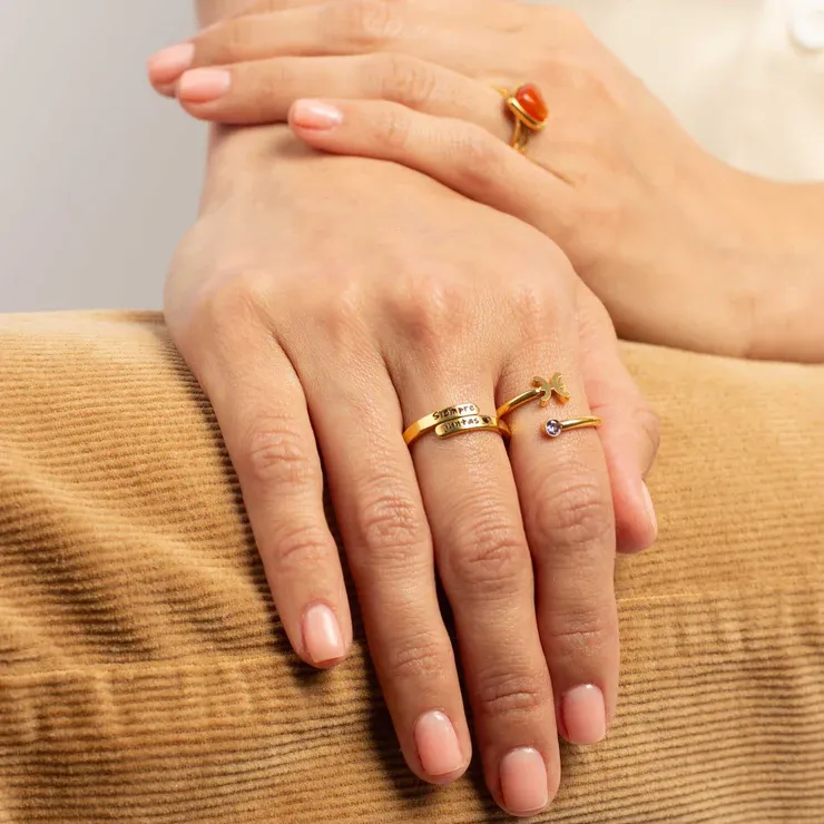 Customizable Spiral Ring with Dual Name Engraving – Meaningful Gift Jewelry