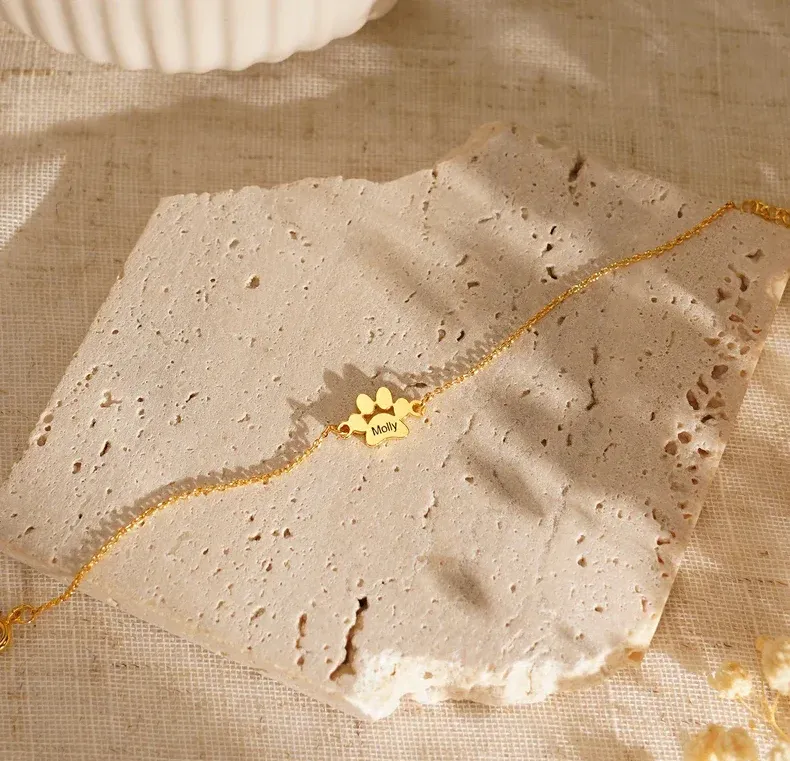 Custom Paw Print Bracelet & Personalized Pet Name Jewelryfor Pet Lovers