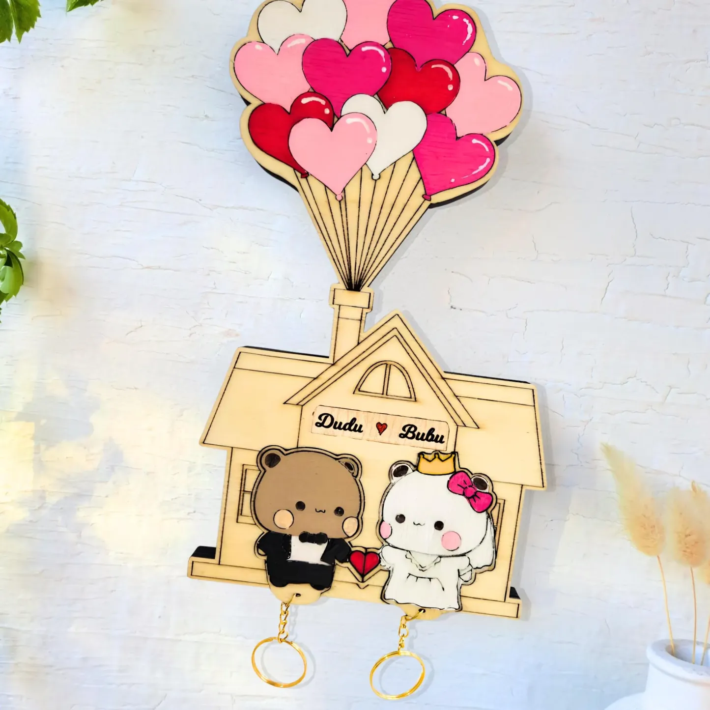 Personalized Wedding Bear Couple Keychain Holder Custom Name Wood Key Hanger for Couplest High-Quality Personalized Key Holder Set