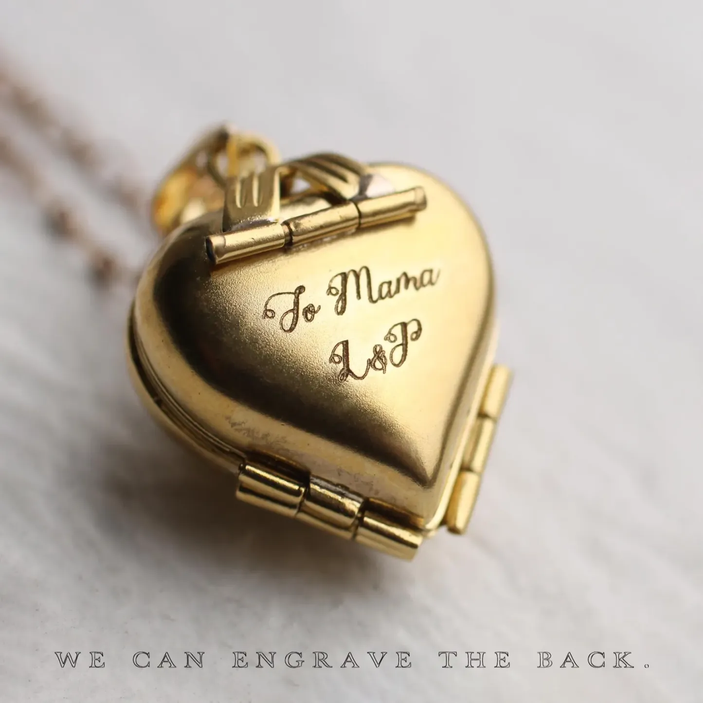 Custom 4-Photo Heart Box Necklace – Foldable Memory Locket with Personalized Pictures for Couples & Family