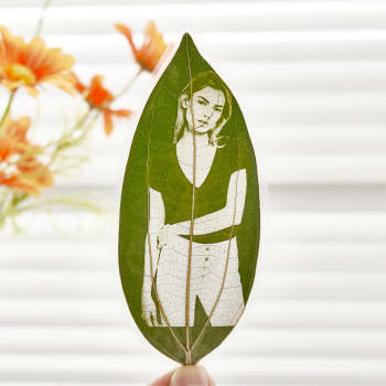 Personalized Photo Leaf Bookmark Custom Leaf Carving Bookmarks Leaf Carving Art Unique Gift for Reader - NameNecklace