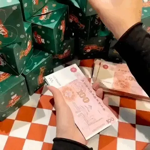 Heart-Shaped Pop-Up Surprise Box with Secure Hidden Money Pocket Creative HeartPop Reveal Box for Presenting Cash or Special Notes Chritmas Gifts