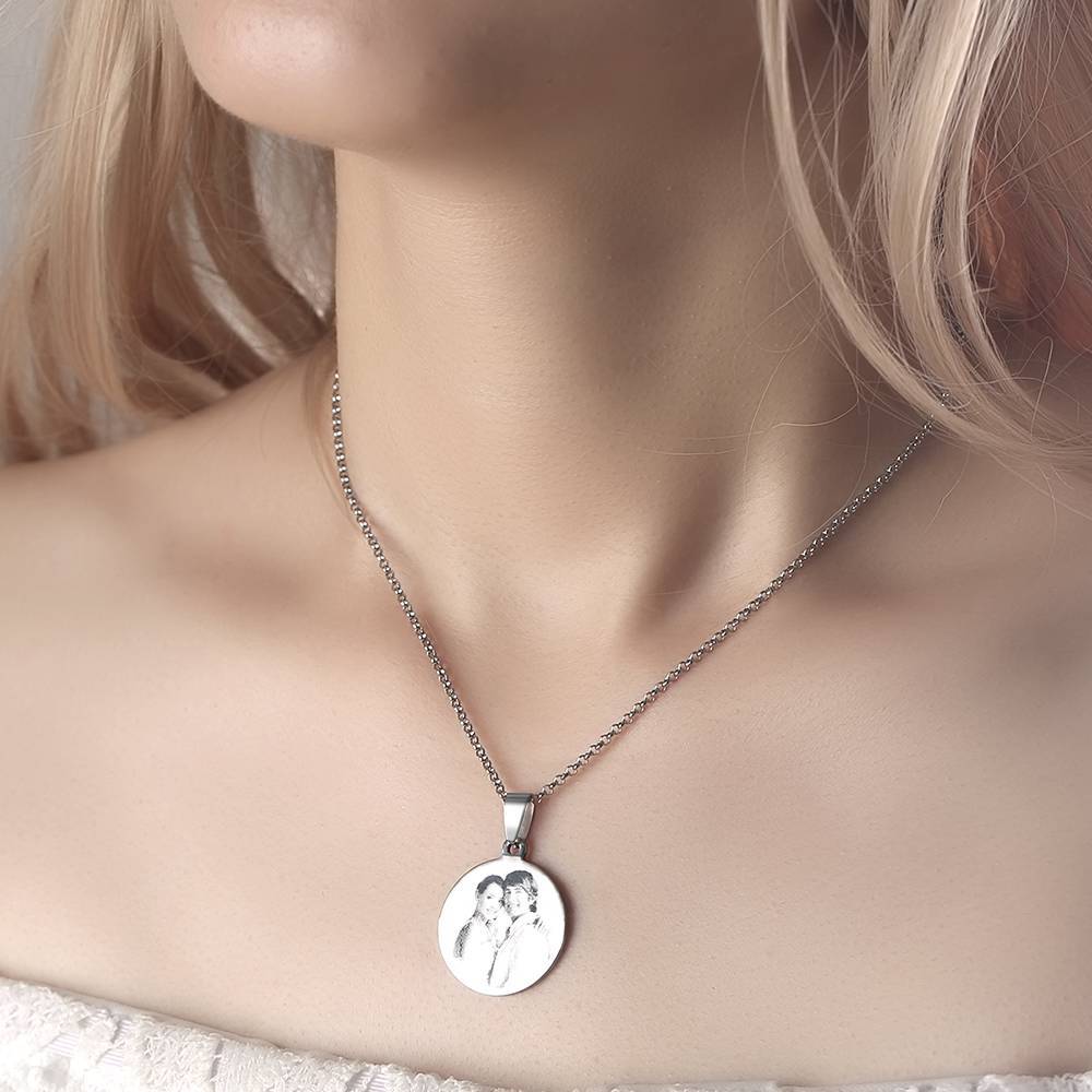 Women's Round Photo Engraved Necklace Stainless Steel