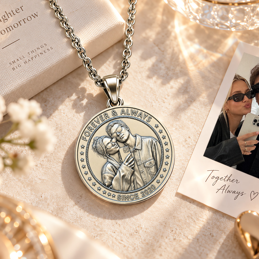Personalized 3D Relief Photo Coin Necklace Custom Portrait Relief Coin Pendant Gifts For Family