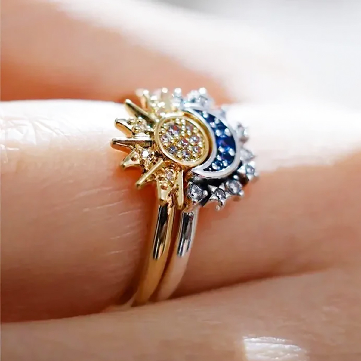 Celestial Star & Moon Best Friend Ring Set – Matching Cosmic Friendship Jewelry for Two