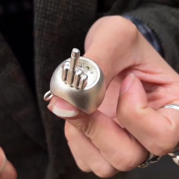 Spoof Creative Fun Finger Ring 2024 New Silver Design Vintage Personalized Niche Unwrap Ring