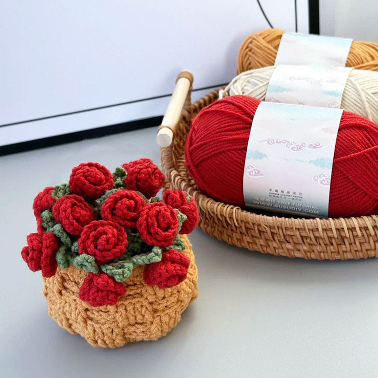 Mother's Day Gifts Handmade Crochet Rose Bouquet Coaster Set Transformable Floral Coaster & Home Decor Unique Eco-Friendly Gift