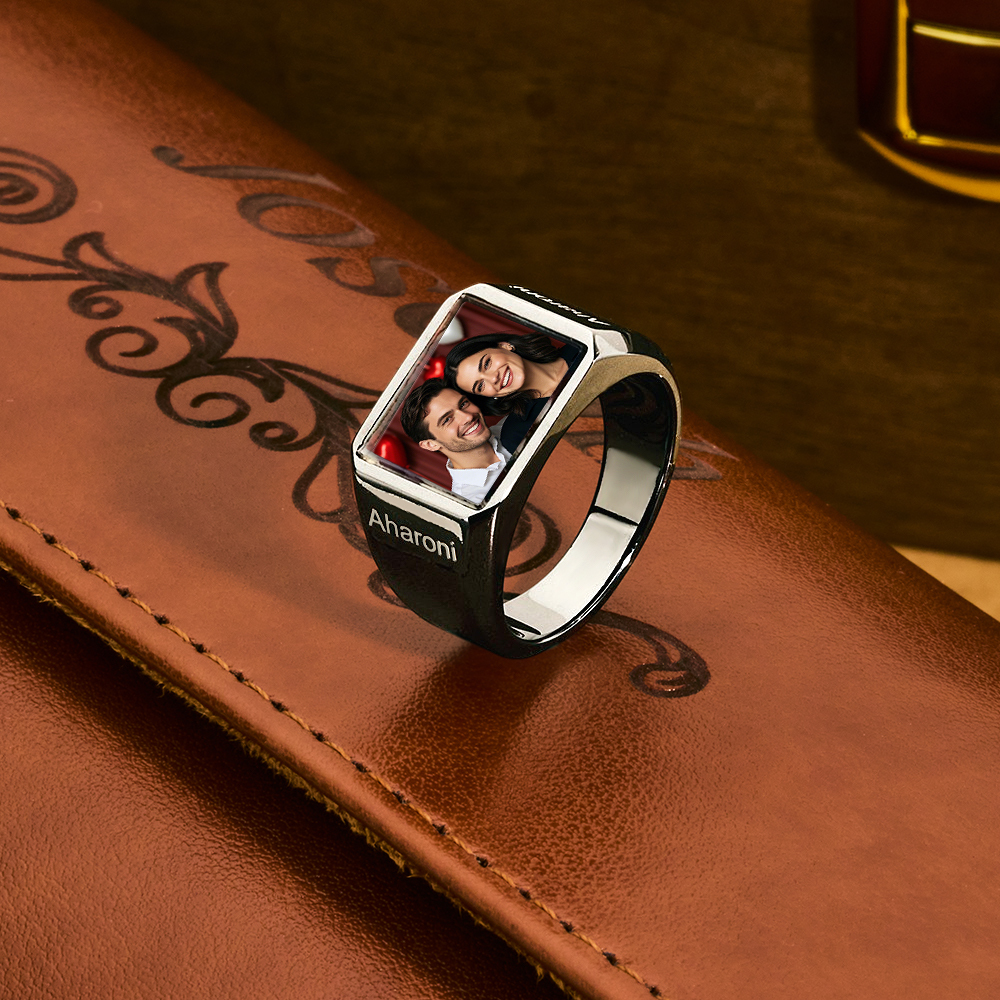Personalized Picture Signet Rings with Names for Women Men