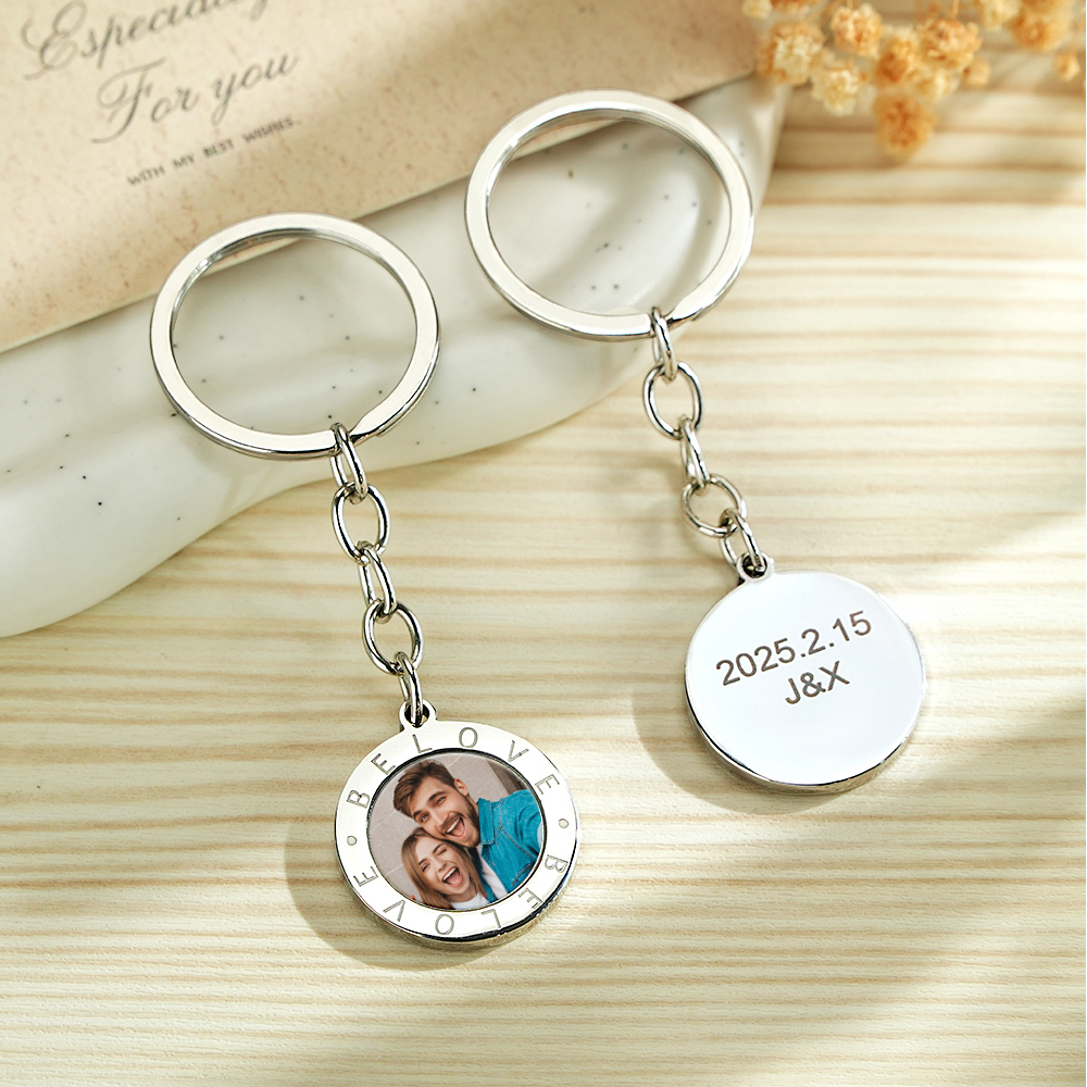 Personalized Magic Reveal Photo Keychain Custom Heat Sensitive Photo Keychain Customizable Temperature Changing Photo Keychain with Hidden Picture & Text Engraving
