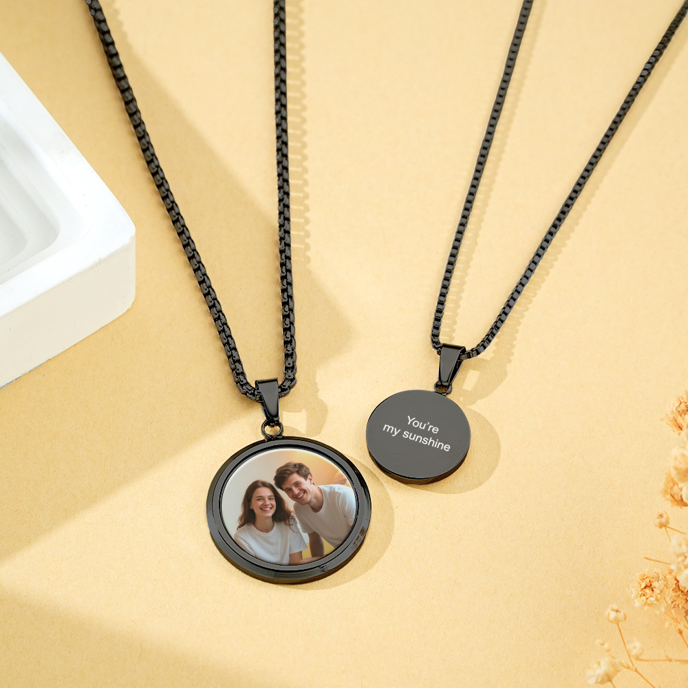 Custom Photo Reveal Necklace Personalized Temperature-Activated Photo Locket Gift Custom Heat-Sensitive Photo Necklace Gifts for Her