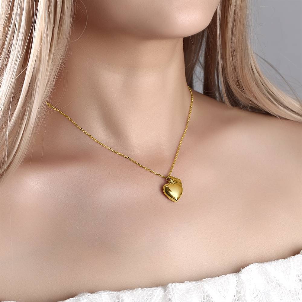Personalized Heart Photo Locket Necklace With Engraving Name 14k Gold Plated For Mom