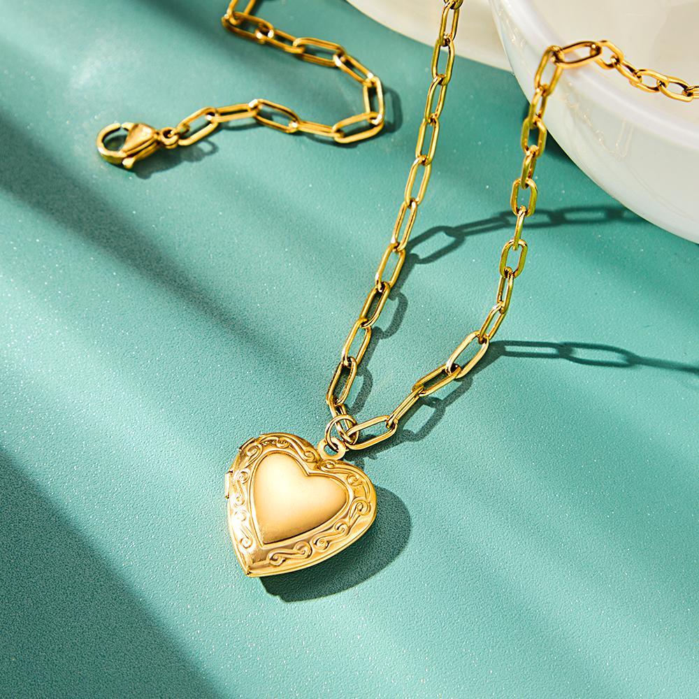 Gold Vintage Heart-Shaped Locket Necklace Tailored Gift For Best Friend Sibling On Christmas - NameNecklace