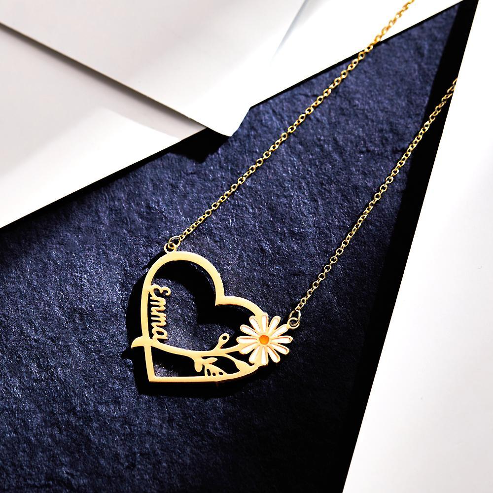 Custom Engraved Necklace Daisy Heart-shaped Name Necklace Gift for Her - NameNecklace