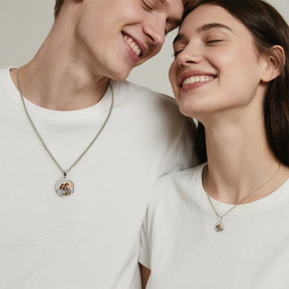 Custom Photo Reveal Necklace Personalized Temperature-Activated Photo Locket Gift Custom Heat-Sensitive Photo Necklace Gifts for Her