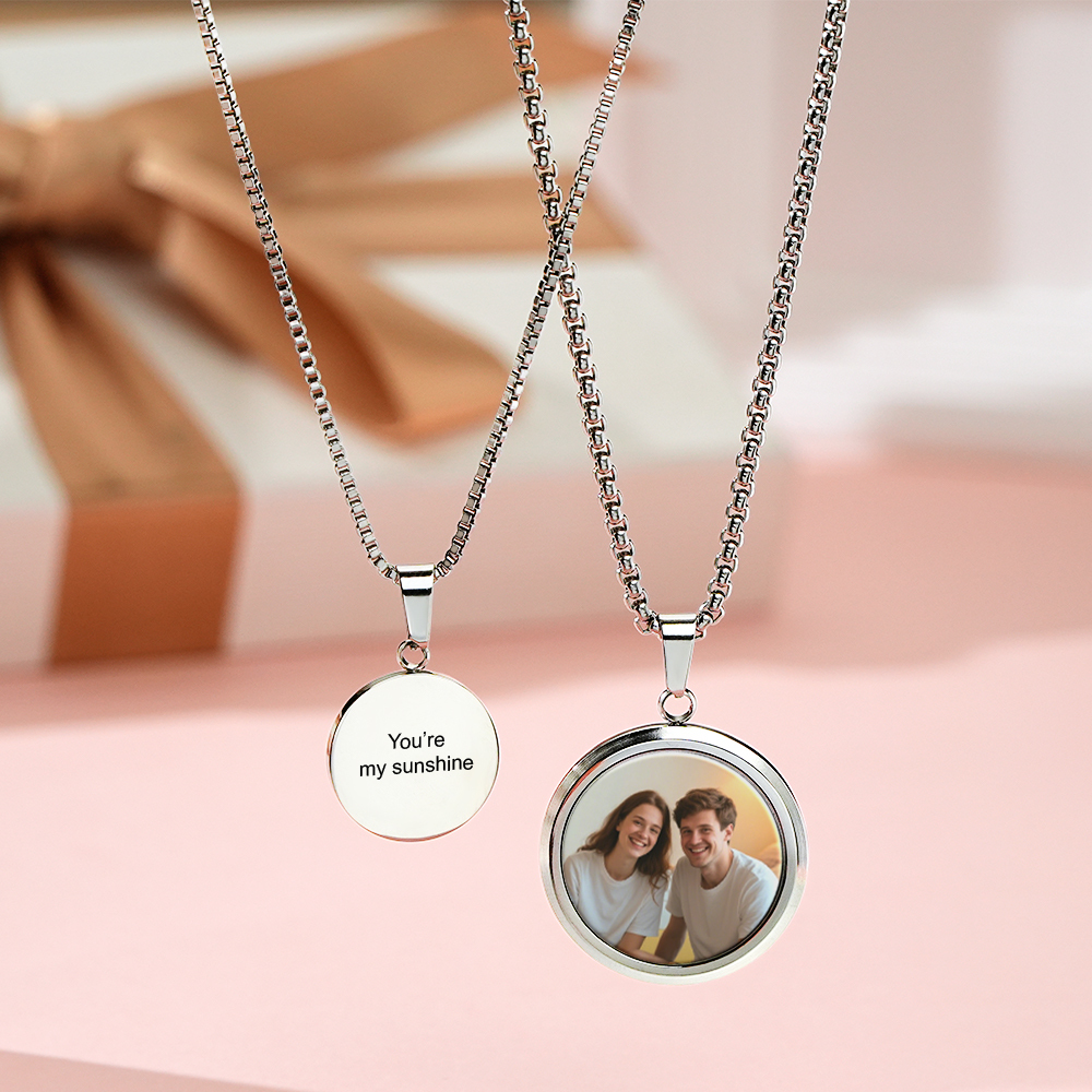 Custom Photo Reveal Necklace Personalized Temperature-Activated Photo Locket Gift Custom Heat-Sensitive Photo Necklace Gifts for Her