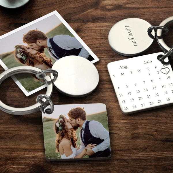 Customized Optional Photo Engraved Calendar Keychain Tag Keychain Perfect Gift For Special Day Best Gifts For Lovers - Giftlab