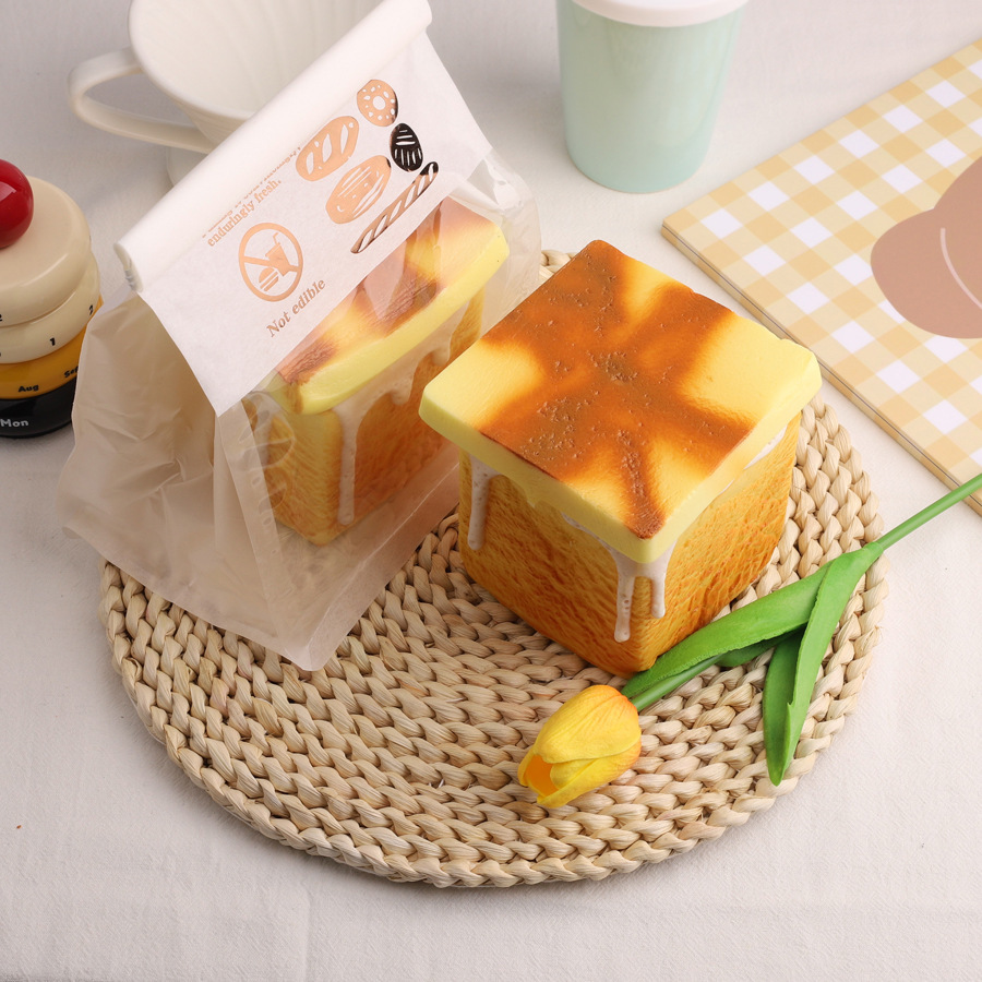 Bread Pudding Squishy Slow Rebound Stress Relief Toy with Fragrance(1 PC)