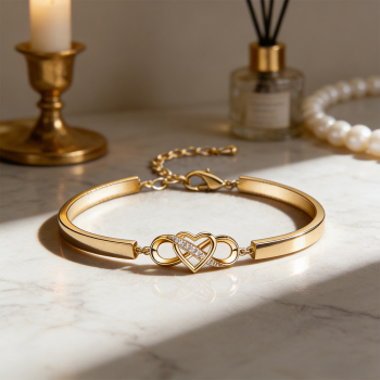 Keep Me In Your Heart Bracelet Heart Bracelet  Elegant Symbol of Love & Connection Linked Heart Design Gifts For  Women