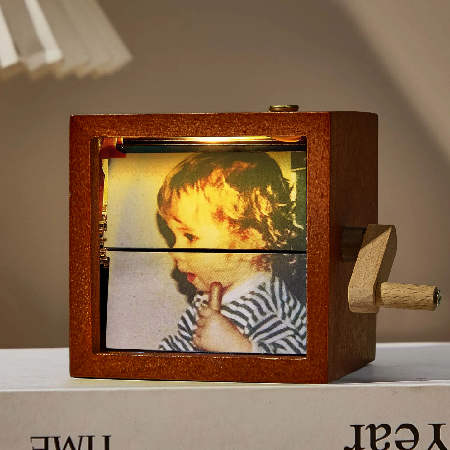 Custom Photo Flipbook Frame Animation Machine Mechanical Hand-cranked Flipbook Box with Light Black Walnut Christmas Gifts - namenecklace