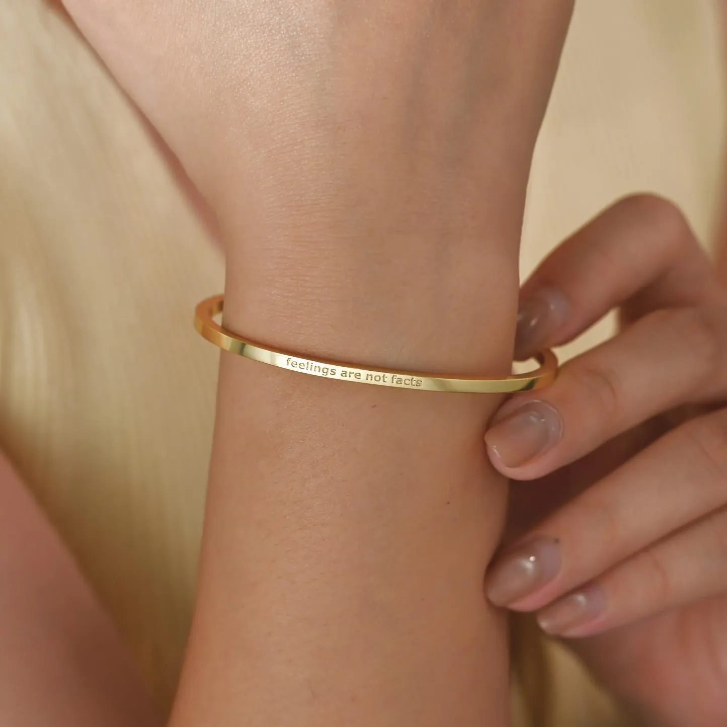 Custom Engraved Name Bar Bracelet for Women Personalized Dainty Bar Bracelet Minimalist Style Bracelet Valentine's Day Gifts - namenecklace