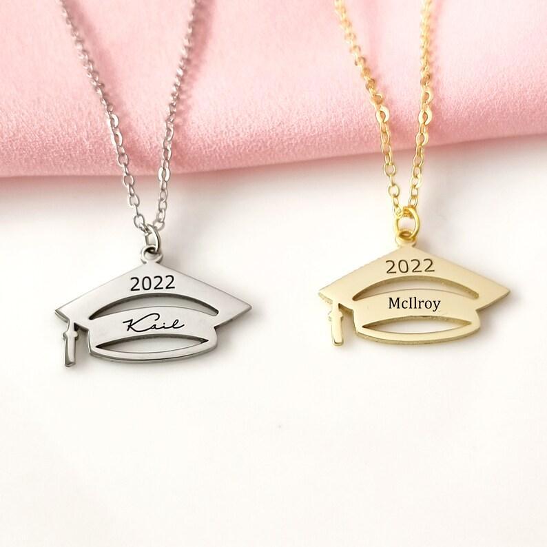 Customized Name Graduation Necklace ? Bachelor Cap Necklace ? Graduation Jewelry 2025 ? Graduation Memorial Charm ? Graduation Gifts for Her