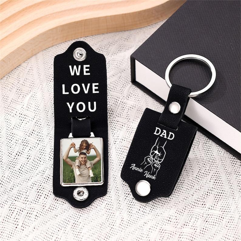 Personalized Picture Keychain for Dad, Fist Bump Custom Kids Name Keyring,Mens Leather Keychain, Anniversary Gifts for Him, Fathers Day Gift