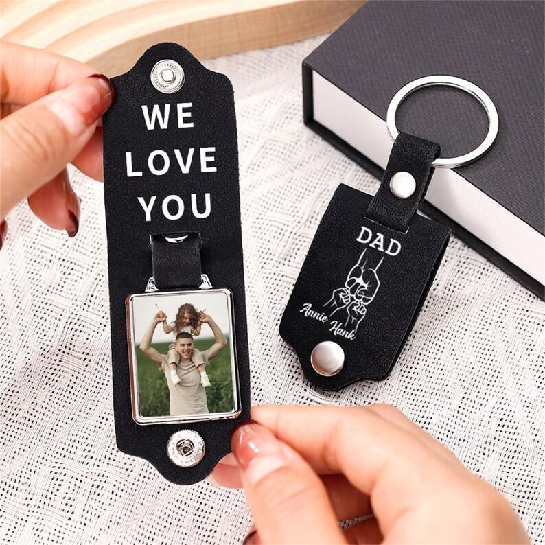 Personalized Picture Keychain for Dad, Fist Bump Custom Kids Name Keyring,Mens Leather Keychain, Anniversary Gifts for Him, Fathers Day Gift