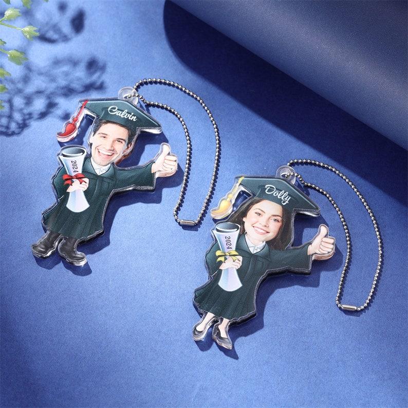 Personalized Graduation Photo Keychain,Acrylic Graduation Pendant,Graduation Gift for Her,Commemorative Keychain for Him