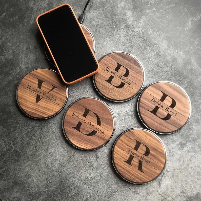 Personalized Wooden Wireless Charger Pad, Custom Wood Wireless Charger Station, 15W Fast Charging, Portable Qi Wireless Charger