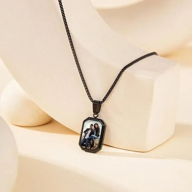 Mother's Day Gifts Custom Photo Hidden Heart Magic Necklace Personalized Cold Concealed Photo Necklace Heat Reveal Picture Necklace Gifts for Her