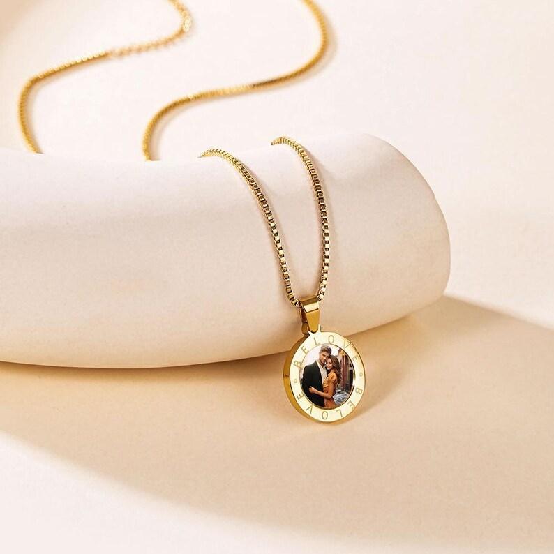 Custom Magic Photo Reveal Necklace Heat-Activated Hidden Image Locket Personalized Photo Necklace Gifts for Her