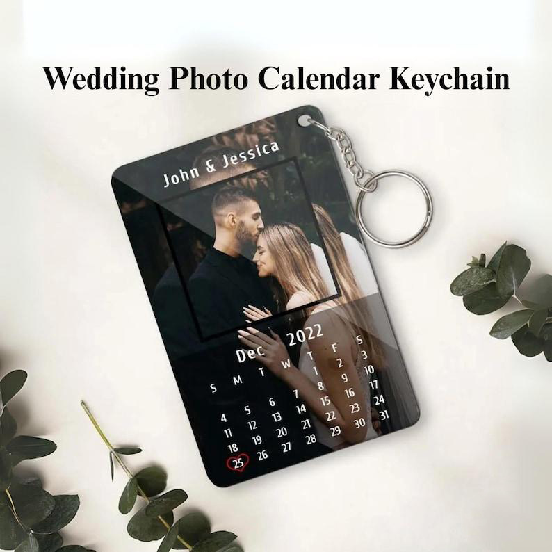Personalized Acrylic Calendar Keychain Custom Photo & Date Keychain Wedding Calendar Keepsake Anniversary Gifts