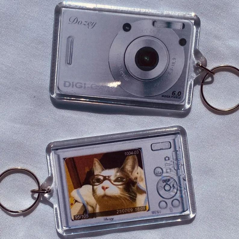 Custom Photo Camera Keychain Personalized Photo Retro Digital Camera Keyring Customizable Photo Holder Bag Charm