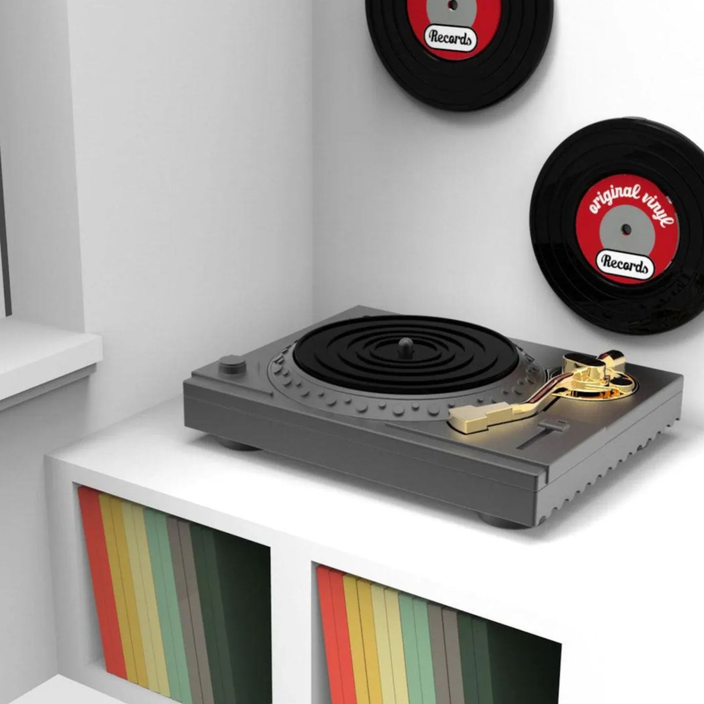 Vintage Belgian Turntable Keychain – Retro Belgium-Inspired Vinyl Player Mini Charm Christmas Gifts