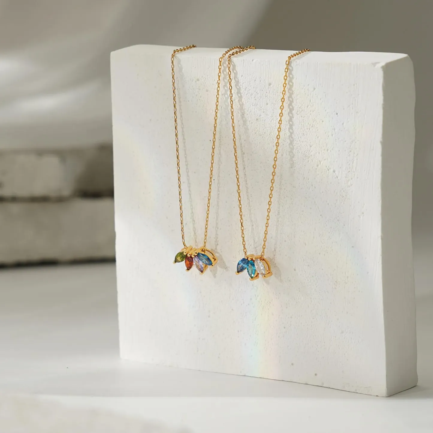 Personalized Family Birthstone Necklace Custom Number of Stones Family Tree Birthstone Necklace Minimalist Family Stone Jewelry Gift for Her