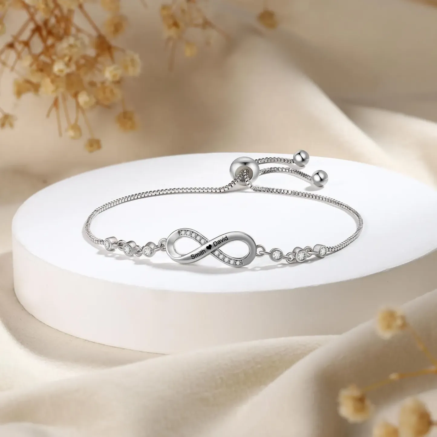 Valentine's Day Gift Personalized Infinity Couple Bracelets Set Custom Engraved Names Matching Bracelets Gifts for Him and Her