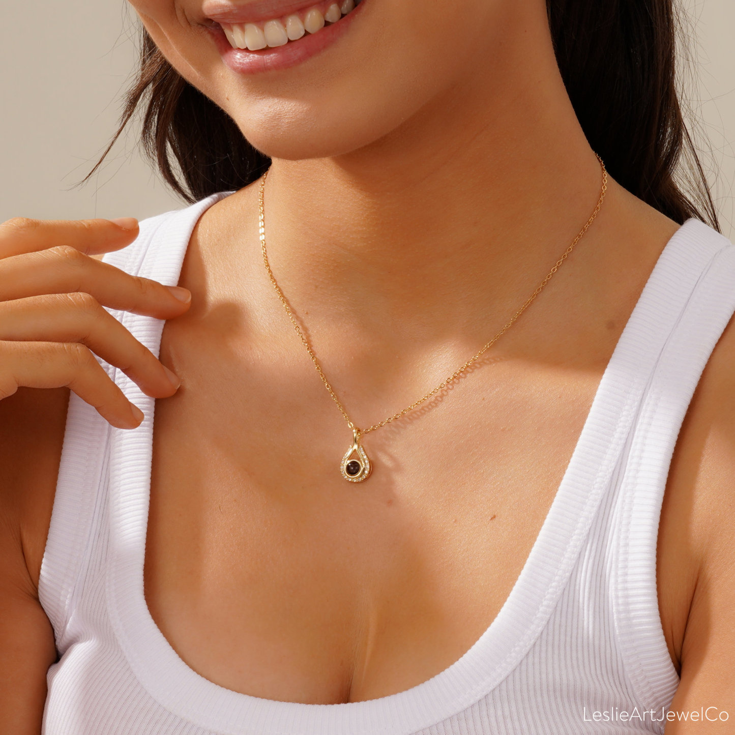 Customized Photo Projection Necklace Personalized Teardrop Necklace with Photo Projection In Loving Memory Projection Pendant Necklace