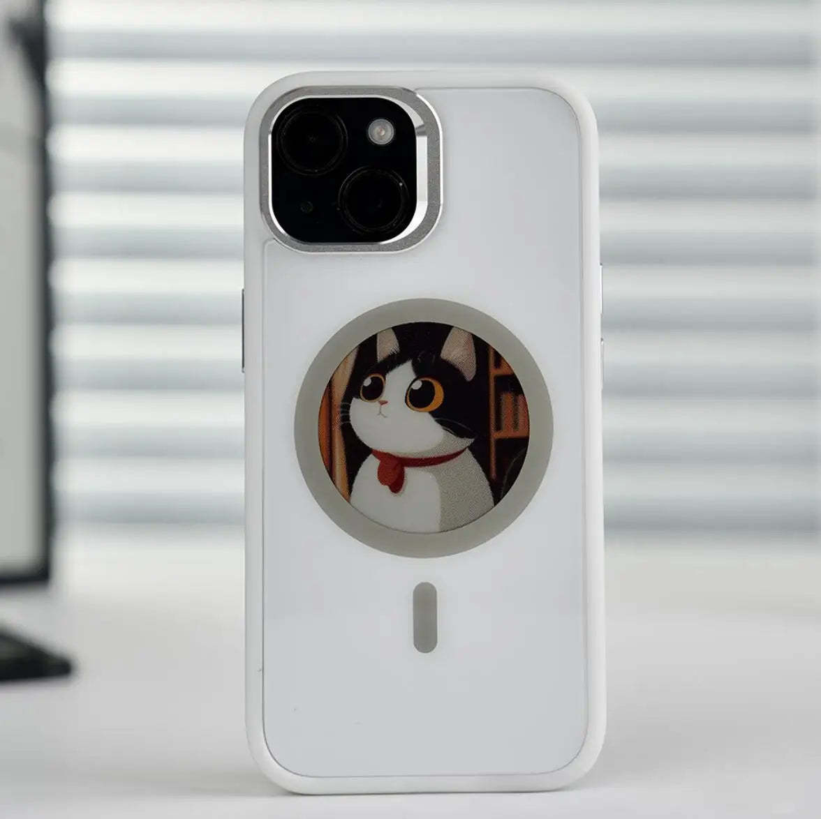 Personalized Custom  Magnetic Phone Case with E Ink Display Special Gift Idea Unique DIY Design