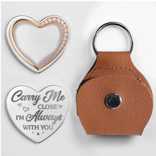 Personalized Pocket Heart Keychain with Custom Photo and Engraved Message – Meaningful Gift for Loved Ones