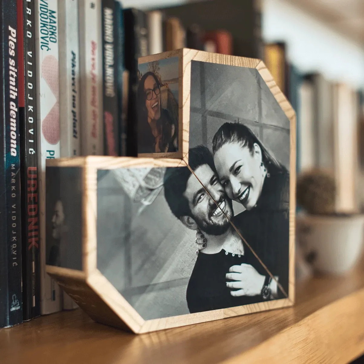 Personalized Photo Heart Folding Wood Photo Box Custom Romantic Folding Heart Photo Frame Heart-Shaped Memory Box Valentine's Day Gifts