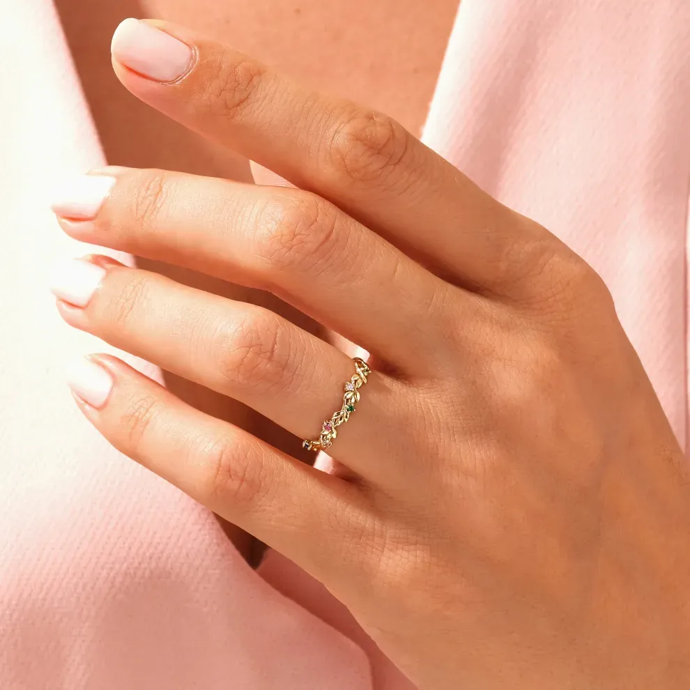 Custom Wrapped Vine Family Ring – 1–6 Birthstones for Children For mother gifts
