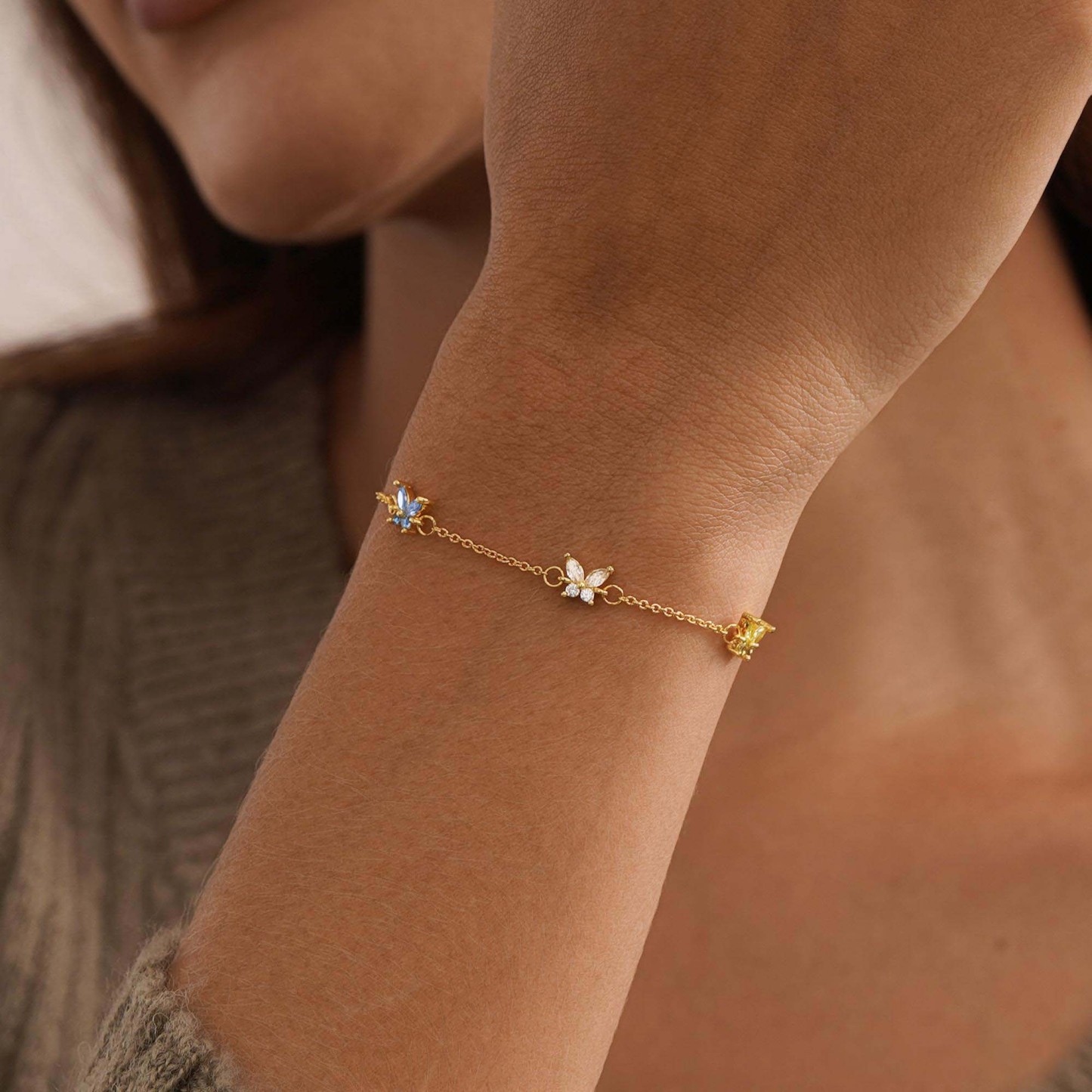 Personalized Butterfly Birthstone Bracelet Custom 1 to 5 Birthstones Jewelry Custom Family Members Names Bracelet Custom Gift for Mom Mother's Day Gift for Wife