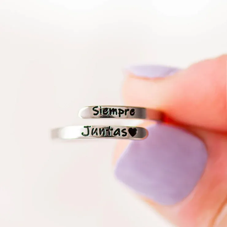 Customizable Spiral Ring with Dual Name Engraving – Meaningful Gift Jewelry