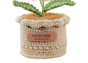 Romantic LED Crocheted Lily of the Valley – Glowing Knit Flower for Valentine’s Day - NameNecklaceAU