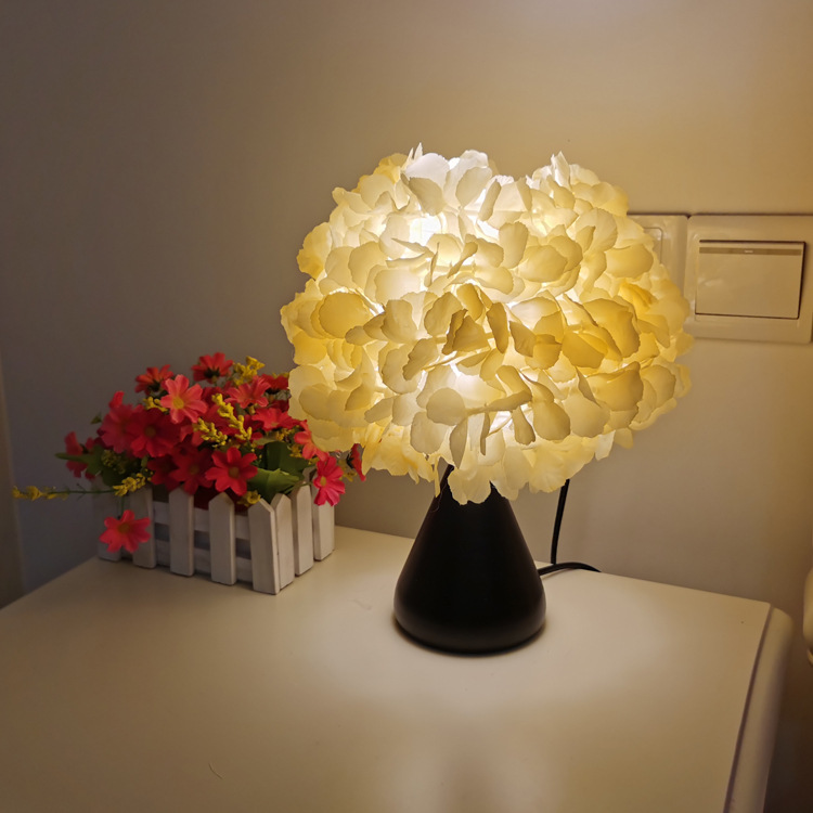 Eternal Bloom LED Flower Lamp – Romantic Valentine’s Day Gift - NameNecklaceAU