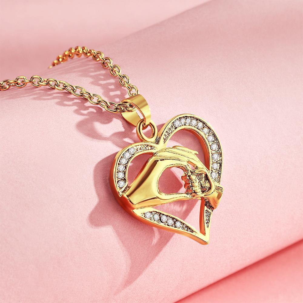 Creative Necklace Hand in Hand Heart Pendant Gold Gift - soufeelus